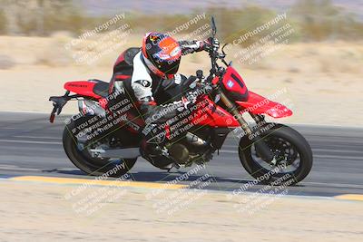 media/Jan-13-2025-Ducati Revs (Mon) [[8d64cb47d9]]/3-B Group/Session 3 (Turn 7 Inside)/